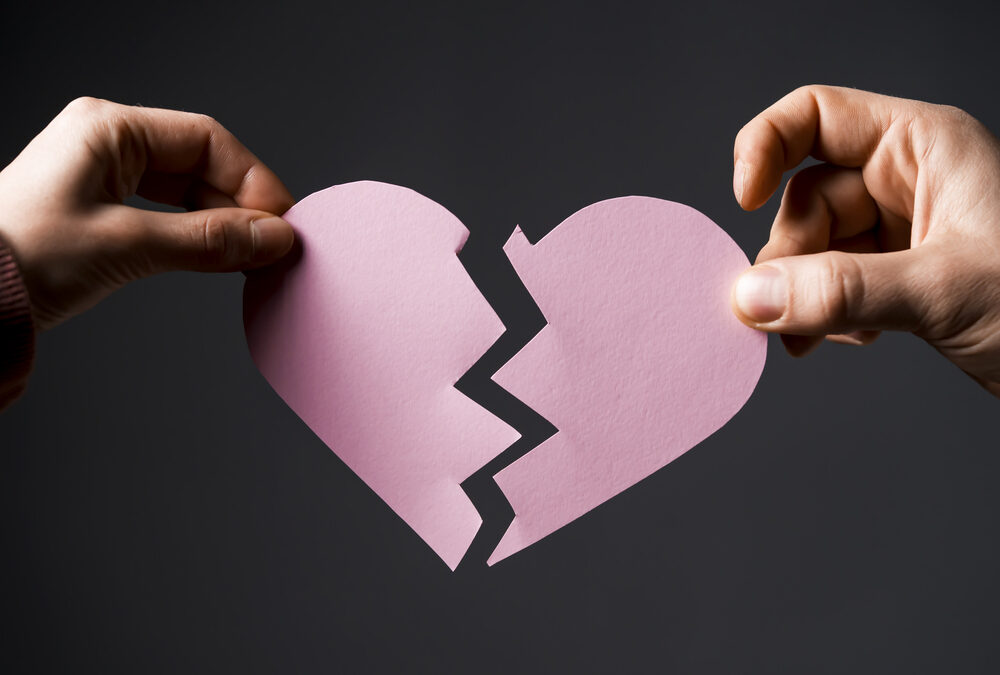 How to Rebuild Trust After Betrayal in Relationships: Understanding and Healing